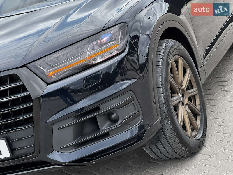 Внедорожник / Кроссовер Audi Q7 2016 в Львове