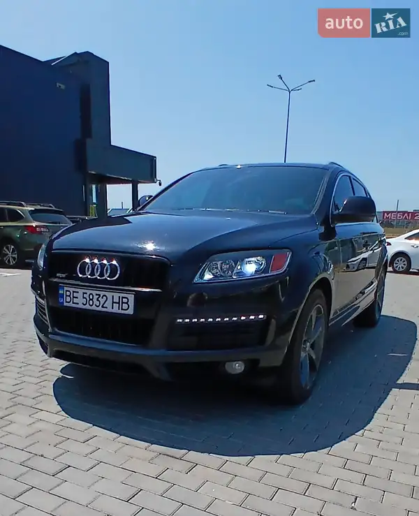 Audi Q7
