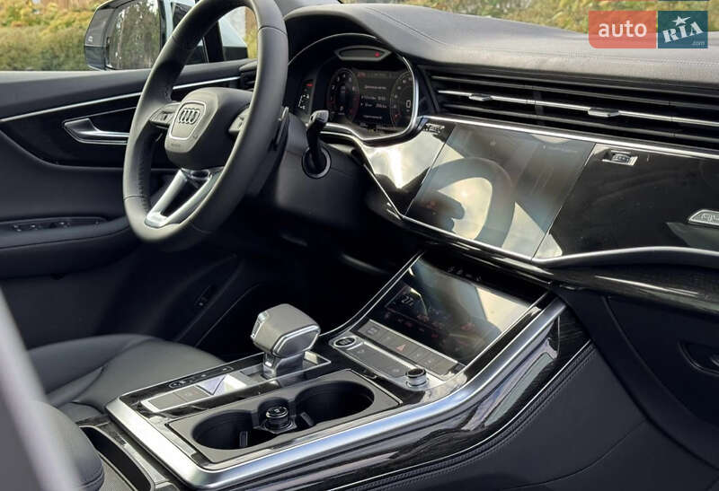Позашляховик / Кросовер Audi Q7 2022 в Києві