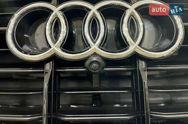 Внедорожник / Кроссовер Audi Q7 2022 в 