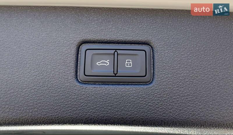 Позашляховик / Кросовер Audi Q7 2022 в Києві
