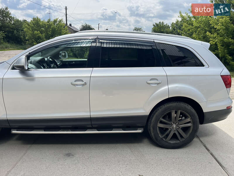 Внедорожник / Кроссовер Audi Q7 2013 в Боярке