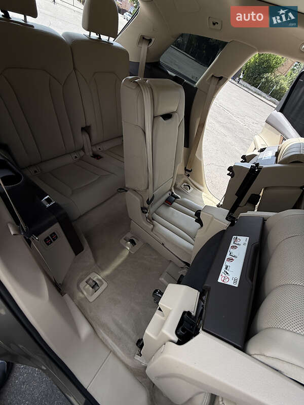 Внедорожник / Кроссовер Audi Q7 2016 в Виннице