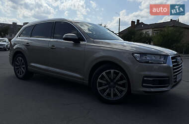Внедорожник / Кроссовер Audi Q7 2016 в Виннице