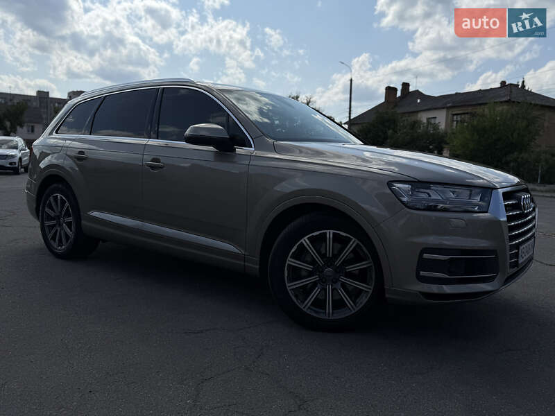 Внедорожник / Кроссовер Audi Q7 2016 в Виннице