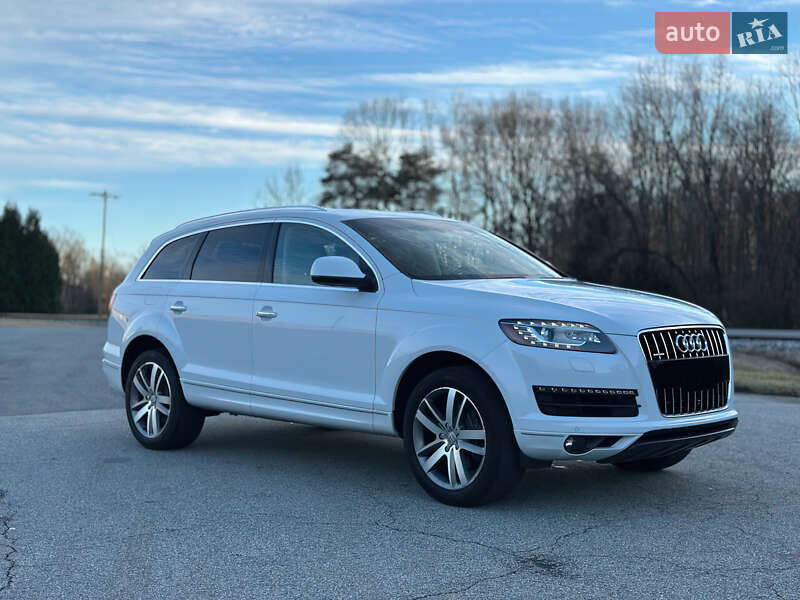 Внедорожник / Кроссовер Audi Q7 2014 в 