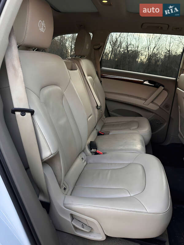 Позашляховик / Кросовер Audi Q7 2014 в Вінниці