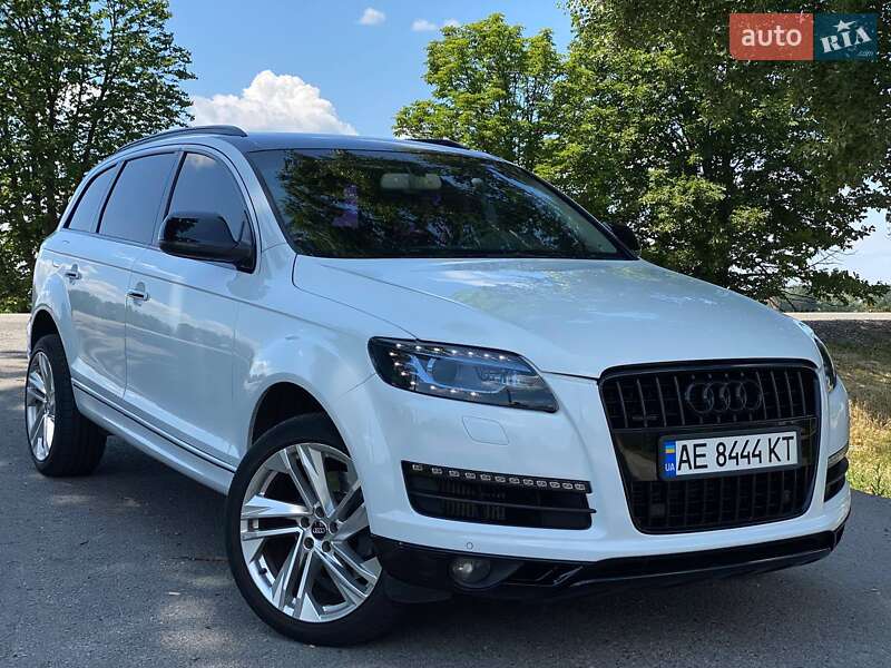 Внедорожник / Кроссовер Audi Q7 2013 в Днепре
