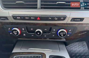 Внедорожник / Кроссовер Audi Q7 2017 в 
