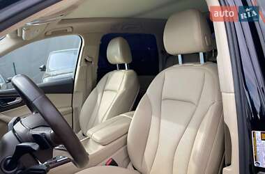 Внедорожник / Кроссовер Audi Q7 2016 в 