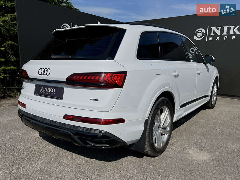 Внедорожник / Кроссовер Audi Q7 2022 в Львове