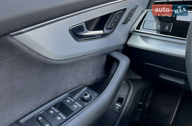 Внедорожник / Кроссовер Audi Q7 2022 в 
