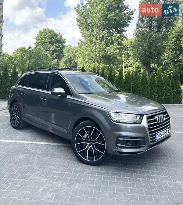Внедорожник / Кроссовер Audi Q7 2016 в Хмельницком
