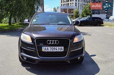 Внедорожник / Кроссовер Audi Q7 2008 в 