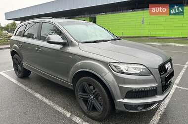 Позашляховик / Кросовер Audi Q7 2015 в Києві