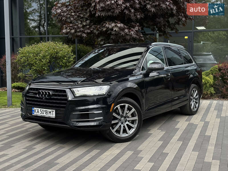 Внедорожник / Кроссовер Audi Q7 2018 в Киеве