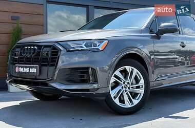 Внедорожник / Кроссовер Audi Q7 2022 в 