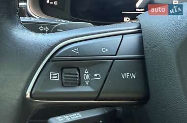 Внедорожник / Кроссовер Audi Q7 2022 в 
