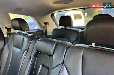 Внедорожник / Кроссовер Audi Q7 2015 в 