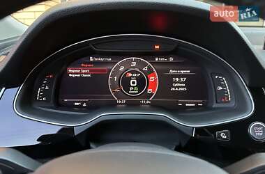 Внедорожник / Кроссовер Audi Q7 2017 в 