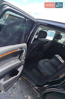 Внедорожник / Кроссовер Audi Q7 2015 в 