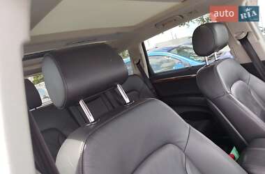 Внедорожник / Кроссовер Audi Q7 2015 в 