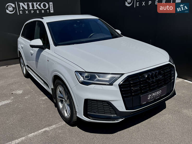 Внедорожник / Кроссовер Audi Q7 2022 в Львове