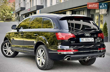 Внедорожник / Кроссовер Audi Q7 2012 в 