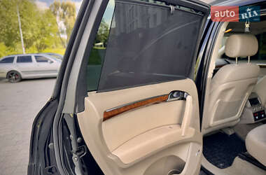 Внедорожник / Кроссовер Audi Q7 2012 в 