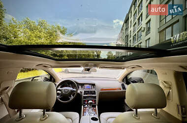 Внедорожник / Кроссовер Audi Q7 2012 в 