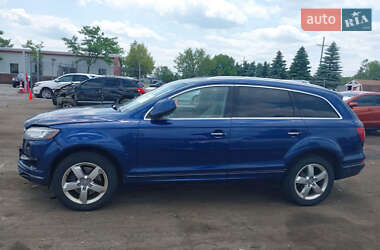 Позашляховик / Кросовер Audi Q7 2015 в 