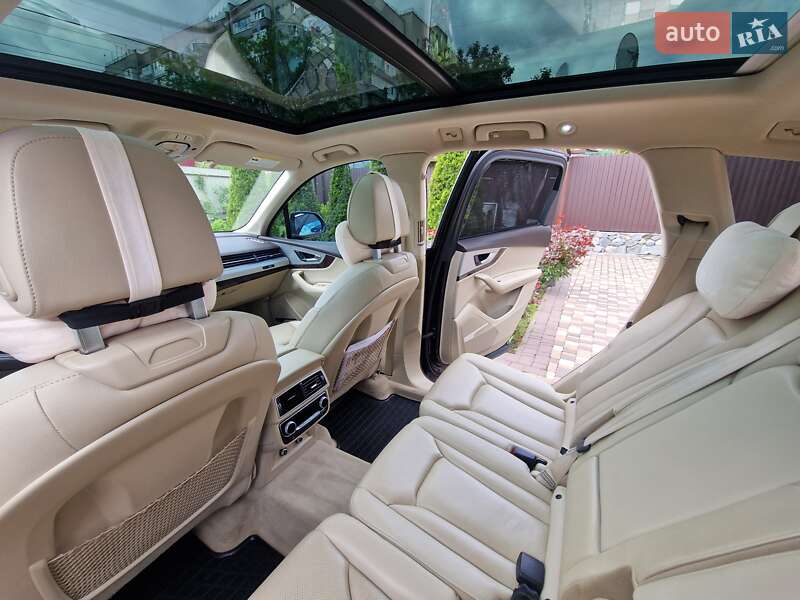 Внедорожник / Кроссовер Audi Q7 2017 в Кропивницком
