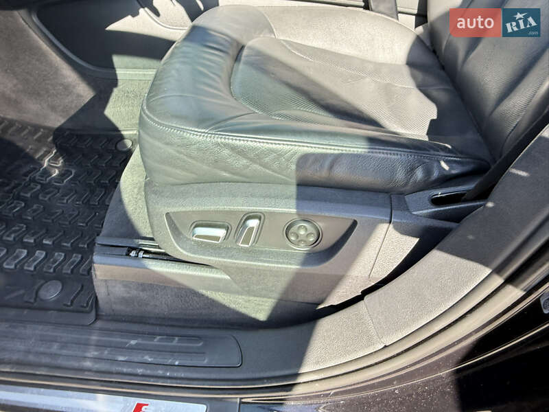 Внедорожник / Кроссовер Audi Q7 2015 в Ровно
