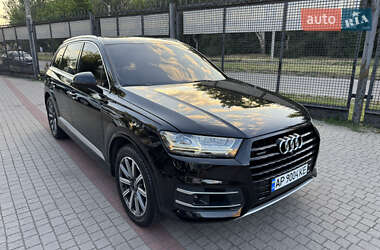 Внедорожник / Кроссовер Audi Q7 2016 в 