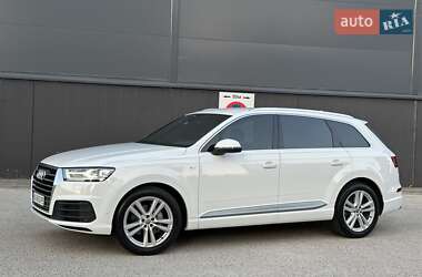 Позашляховик / Кросовер Audi Q7 2017 в Києві