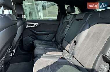 Внедорожник / Кроссовер Audi Q7 2015 в 