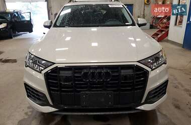 Позашляховик / Кросовер Audi Q7 2022 в 