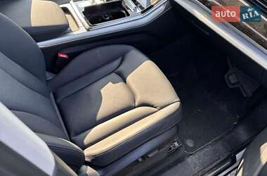 Внедорожник / Кроссовер Audi Q7 2021 в 