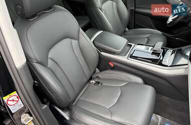 Внедорожник / Кроссовер Audi Q7 2022 в 