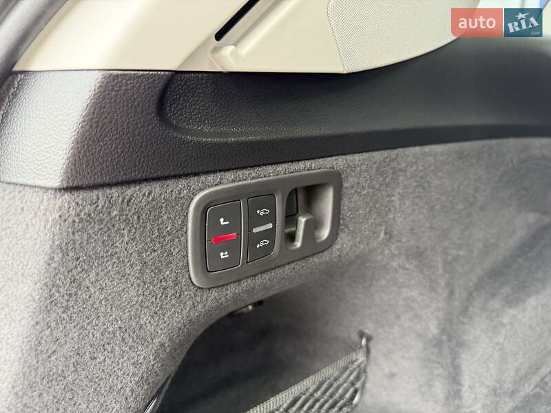 Внедорожник / Кроссовер Audi Q7 2022 в Ровно
