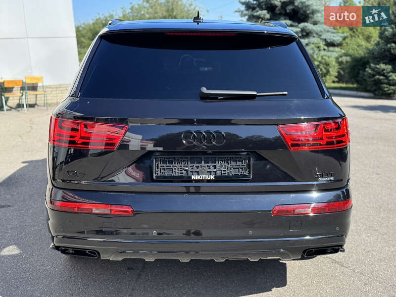 Внедорожник / Кроссовер Audi Q7 2016 в Запорожье