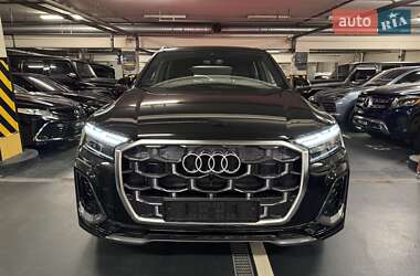 Внедорожник / Кроссовер Audi Q7 2024 в 