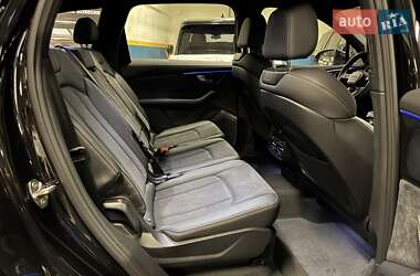 Внедорожник / Кроссовер Audi Q7 2024 в 