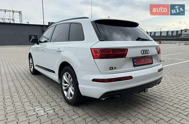 Внедорожник / Кроссовер Audi Q7 2017 в 