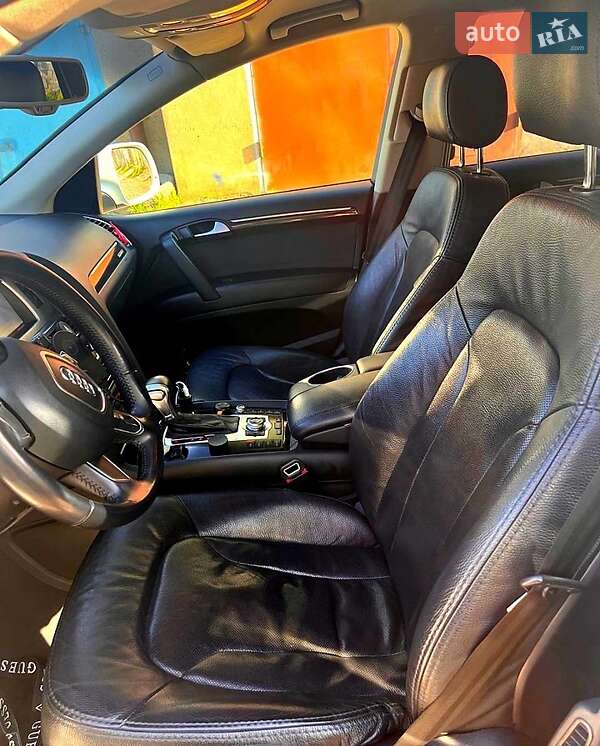 Внедорожник / Кроссовер Audi Q7 2013 в Одессе