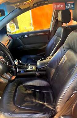 Внедорожник / Кроссовер Audi Q7 2013 в 