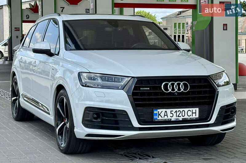 Внедорожник / Кроссовер Audi Q7 2016 в Житомире