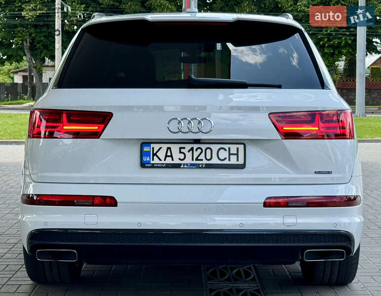 Внедорожник / Кроссовер Audi Q7 2016 в Житомире