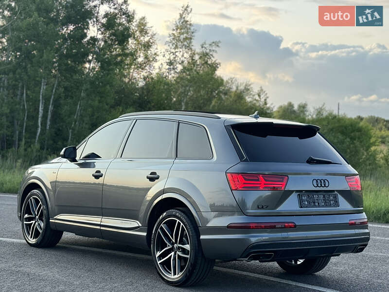 Внедорожник / Кроссовер Audi Q7 2017 в Ковеле
