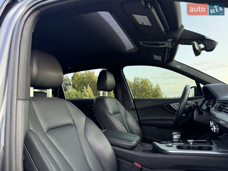 Внедорожник / Кроссовер Audi Q7 2017 в Ковеле